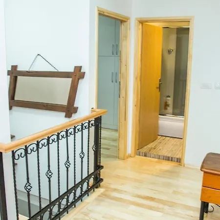 1948 Style Duplex